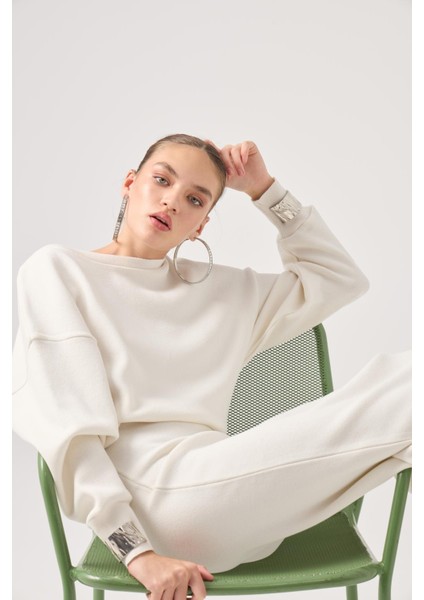 Soft Dokulu Uzun Jacey Triko Elbise Beyaz modelleri