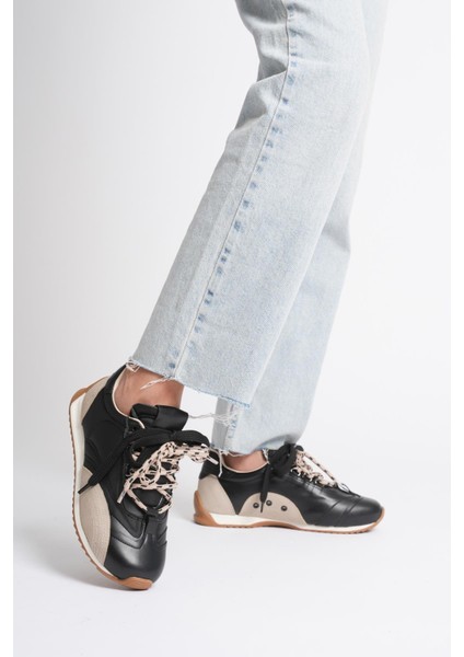 Kadın Deri Sneaker Paraşüt Detaylı Siyah-Bej Lurea indirimleri