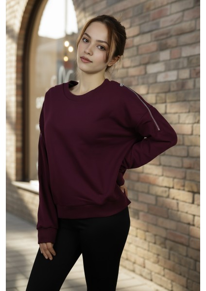 Kadın Omuzları Fermuar Detaylı Pamuklu Sweatshirt | Şık & Rahat Günlük Tarz