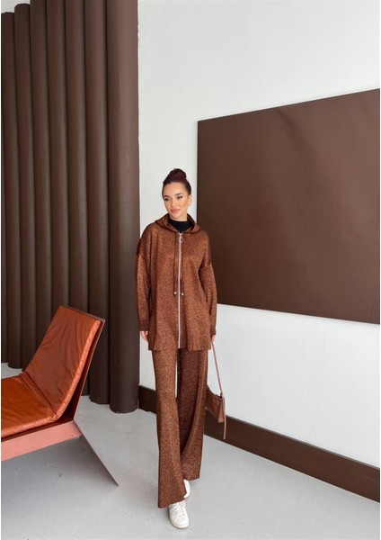 2573 Kapşonlu Fermuarlı Sim Taş Detaylı Triko Takım fiyatları