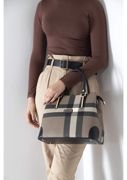 Kadın El ve Çapraz Çanta 667 fiyatları