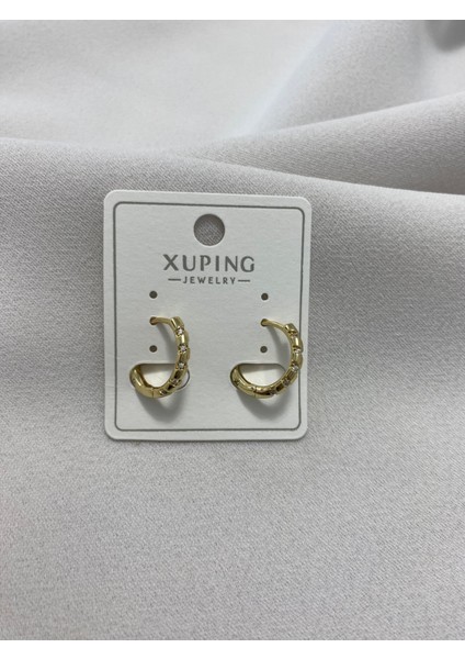 Xuping 14K Altın Kaplama Hediyelik Suya Dayanıklı Kadın Küpe Gold Halka Küpe Şık Modern Taşlı Zarif Küpe Parlak Görünüm Minimal Gold Küpe Günlük Kullanım Için Ideal