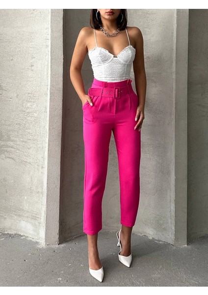 Kemerli Havuç Pantolon