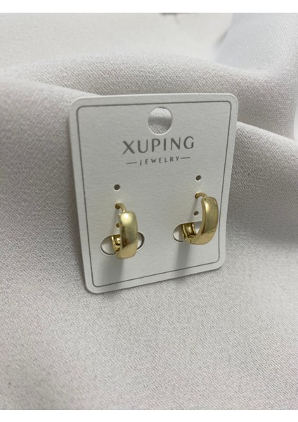 Xuping 14K Altın Kaplama Hediyelik Suya Dayanıklı Kadın Küpe Gold Küçükhalka Küpe Şık ve Modern Zarif Küpe Parlak Görünüm Minimal Gold Küpe Günlük Kullanım Için Ideal
