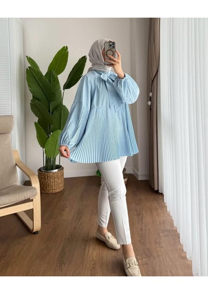 3041 Ince Pile Detaylı Yakadan Fularlı Balon Kol Gömlek Tunik