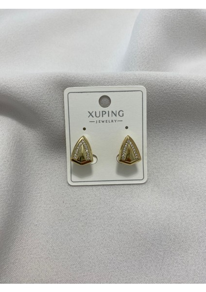 Xuping 14K Altın Kaplama Hediyelik Suya Dayanıklı Kadın Küpe Gold Şık Modern Taşlı Zarif Üçgen Küpe Parlak Görünüm Minimal Gold Küpe Günlük Kullanım Için Ideal