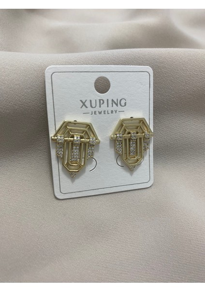 Xuping 14K Altın Kaplama Hediyelik Suya Dayanıklı Kadın Küpe Gold Serenay Küpe Şık Modern Taşlı Zarif Küpe Parlak Görünüm Minimal Gold Küpe Günlük Kullanım Için Ideal