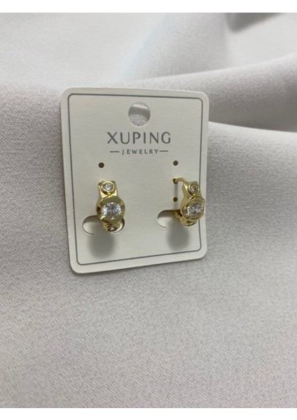 Xuping 14K Altın Kaplama Hediyelik Suya Dayanıklı Kadın Küpe Gold Büyük Halka Küpe Şık ve Modern Baget Taşlı Zarif Küpe Parlak Görünüm Minimal Gold Küpe Günlük Kullanım Için Ideal