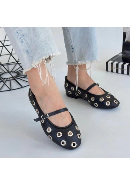 Tinta Siyah Cilt Babet Ayakkabı fırsatları