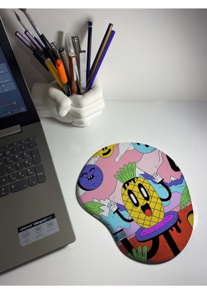 Dansçı Ananas Bilek Destekli Mouse Pad