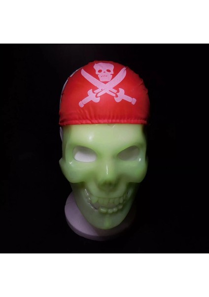 Karanlıkta Parlayan Fosforlu Korsan Kafatası Maskesi