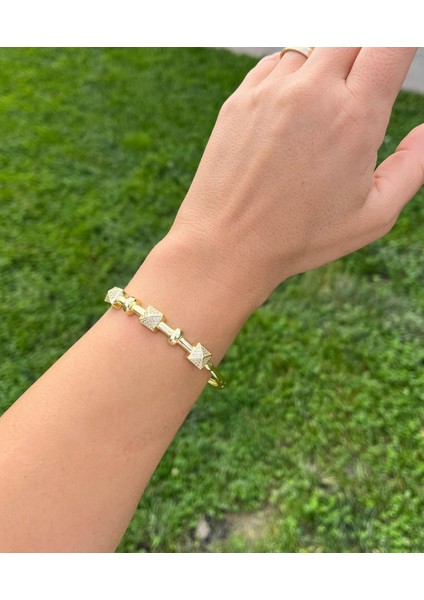 Ysx Jewelry Altın Rengi Taşlı Kare Detaylı Kelepçe