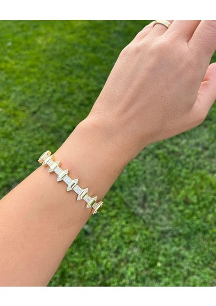 Ysx Jewelry Altın Rengi Taşlı Üçgen Detaylı Kelepçe