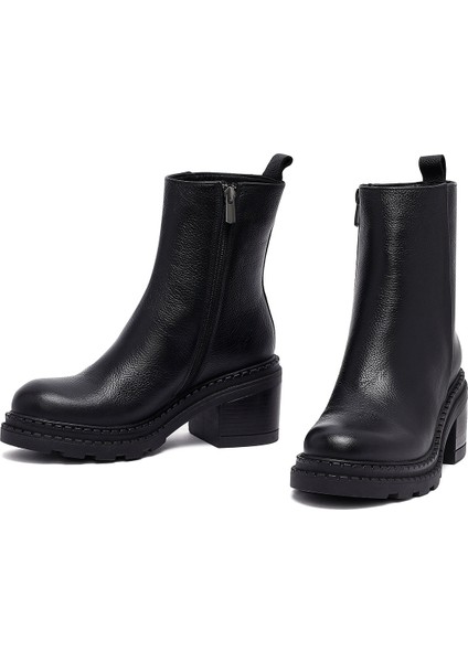 Kadın Siyah Fermuarlı Kalın Topuklu Deri Bot 25WFD2037FT modelleri