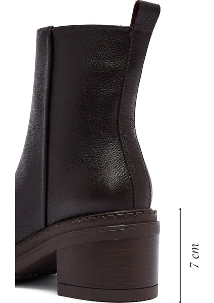 Kadın Kahverengi Fermuarlı Kalın Topuklu Deri Bot 25WFD2037FT fiyatları