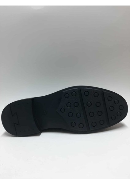 Hakiki Deri Topuklu Kauçuk Taban Siyah Renk Geniş Kalıp Kışlık Erkek Ayakkabı C-9816064MRTT fırsatları