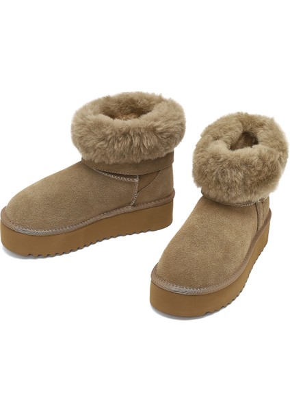 Kadın Bej Kalın Tabanlı Kürk Detaylı Süet Deri Teddy Bot 25WFD492410 fırsatları