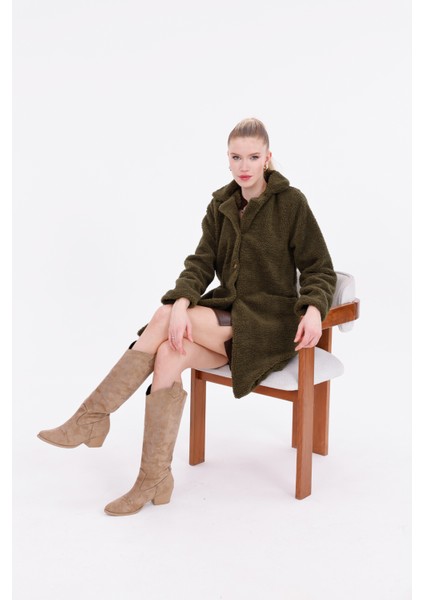 Düğmeli Cepli Kadın Peluş Kaban fiyatları