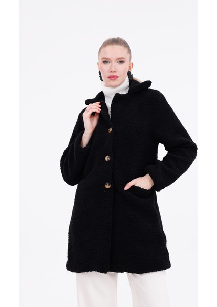 Düğmeli Cepli Kadın Peluş Kaban modelleri