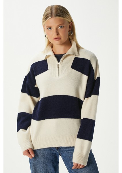 Kadın High Yumuşak Doku Polo Yaka Fermuarlı Taş Lacivert Çizgili Triko Kazak TZ00424 modelleri