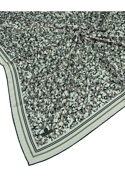 Valino Çiçek Desenli Şifon Eşarp – 90X90 cm