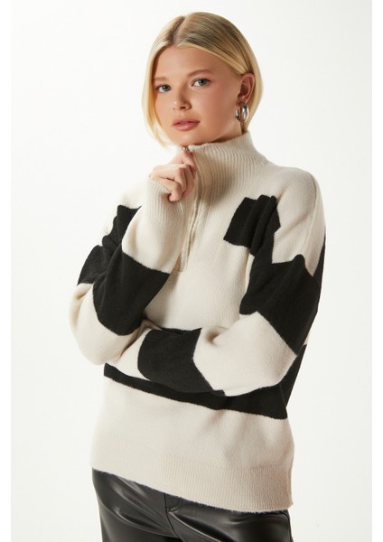 Kadın High Yumuşak Doku Polo Yaka Fermuarlı Taş Siyah Çizgili Triko Kazak TZ00424 fırsatları