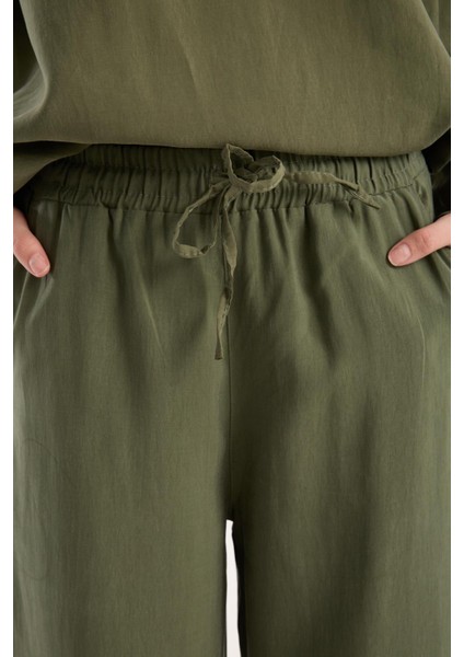 Ipeksi Yumuşaklıkta Modal Kumaş Rahat Kesim Pantolon modelleri