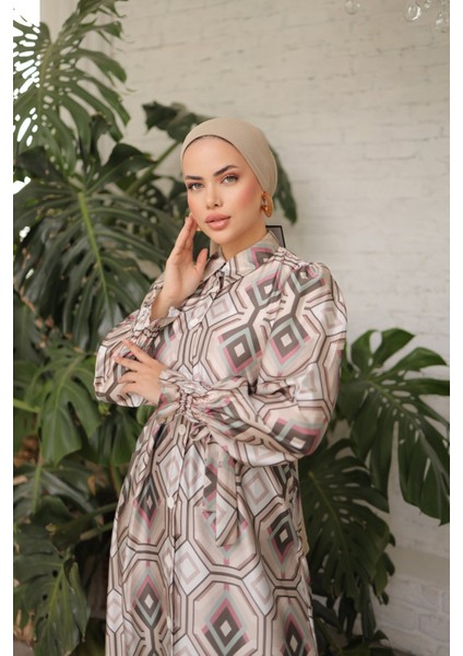 Gömlek Yaka Eteği Sulu Saten Elbise fiyatları