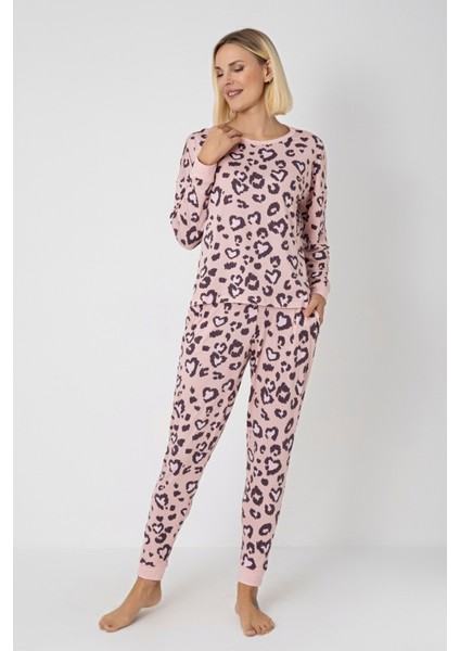 Kadın Pembe Leopar Desenli Kışlık Pijama Takımı – Dty Kumaş, Uzun Kollu, Cepli, Manşetli modelleri