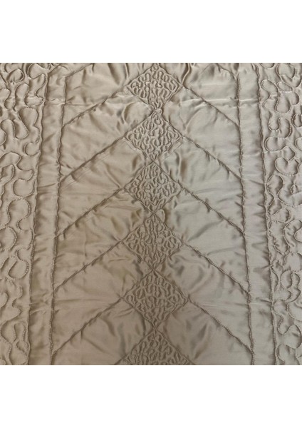 Saten Kapitone Elyaf Dolgulu Seccade (85 x 135 Cm.) fırsatları