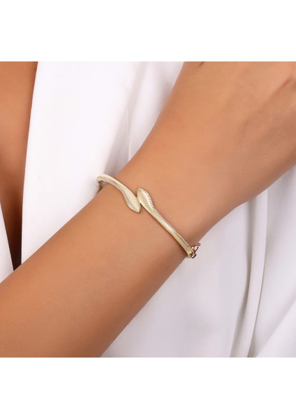 Taşlı Tasarım Altın Kelepçe - 14K