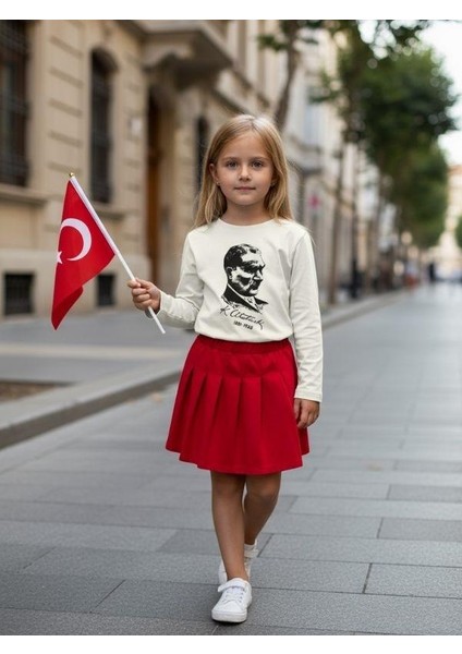 Çocuk Pamuklu Atatürk ve Imza Baskılı Uzun Kollu T-Shirt