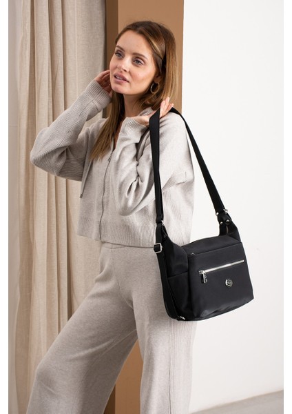 Kadın 4 Bölmeli Suni Yumuşak Deri Omuz ve Sırt Çantası 1436 modelleri