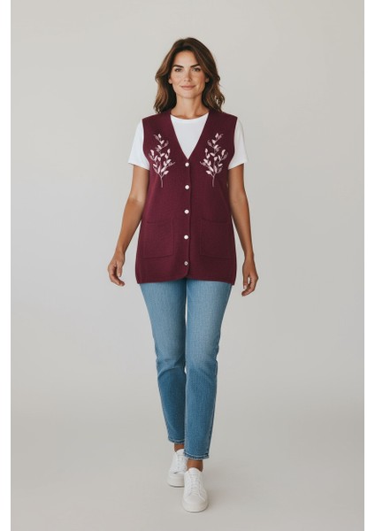 Kadın Önü Düğmeli Cepli Işlemeli Angora Yelek