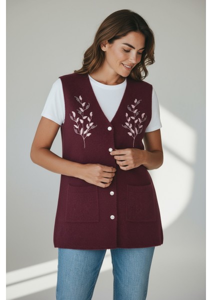 Kadın Önü Düğmeli Cepli Işlemeli Angora Yelek indirimleri