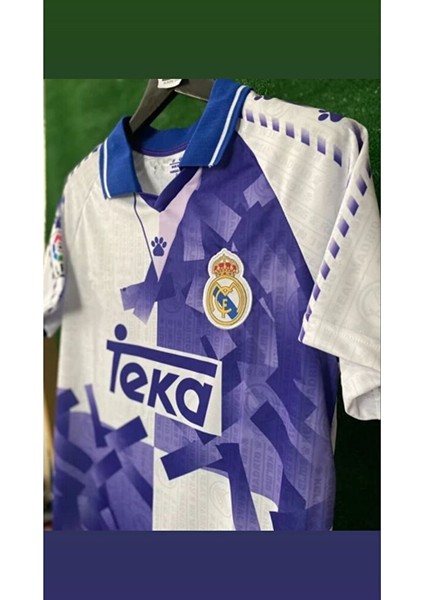R.e.a.l M.a.d.r.i.d 1994-95 Sezon Raul Retro Yetişkin Forması fırsatları
