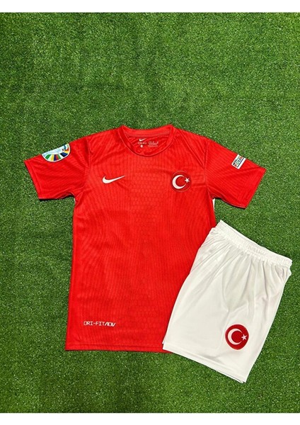 Türkiye Euro 2024 Yunus Akgün Iç Saha Çocuk Forması (Kırmızı) fiyatları
