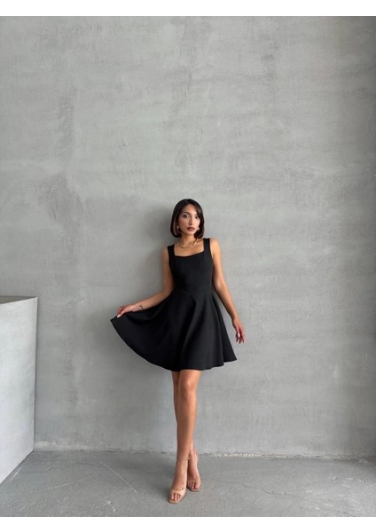 Kadın Kare Yaka Kısa Elbise S251188 fırsatları