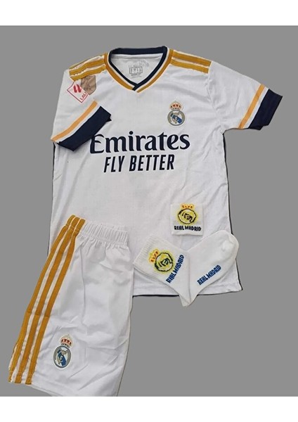 V,i,n,i,c,i,u,s, J,r, 2023-24 Sezonu R,e,a,l, M,a,d,r,i,d, Çocuk Forması 4'lü Set fiyatları