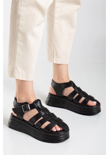 Toten Siyah Cilt Kemerli Sandalet