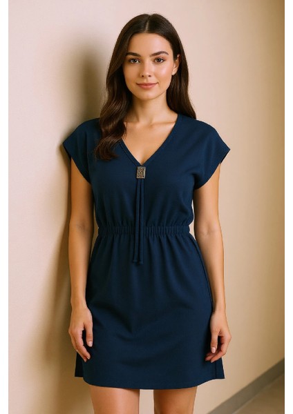 Kadın Lacivert Yanları Yırtmaçlı Tokalı V Yaka Mini Plaj Elbisesi indirimleri