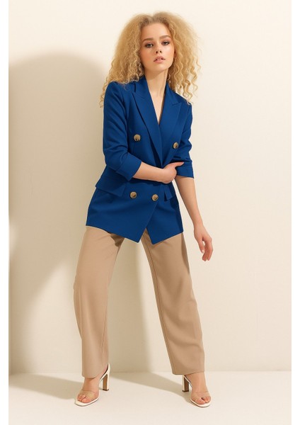 Sivri Yaka Kruvaze Astarlı Ceket fiyatları