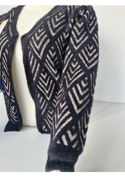 Kadın Yumuşak Dokulu Desenli Triko Hırka - Ceket fiyatları