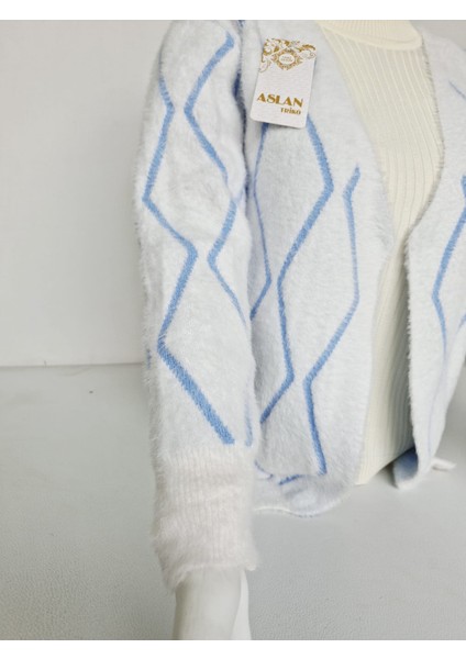 Kadın Yumuşak Dokulu Desenli Triko Hırka - Ceket indirimleri