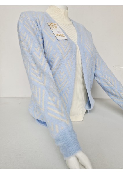 Kadın Yumuşak Dokulu Desenli Triko Hırka - Ceket