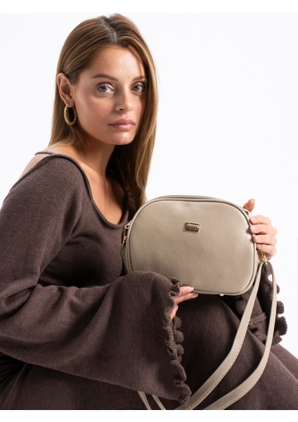 Kadın Suni Deri 4 Bölmeli Ayarlanabilir Çapraz Askılı Çapraz ve Omuz Çanta 1435 fırsatları