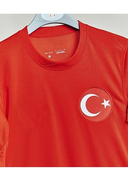 Türkiye Euro 2024 Futbol Şampiyonası Hakan Çalhanoğlu Iç Saha Forması (Red) fırsatları