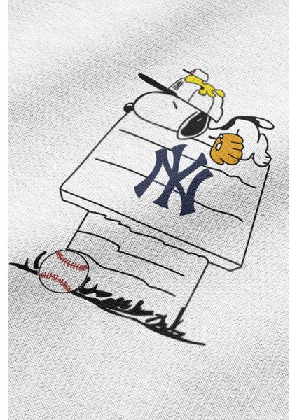 Yankees Snoopy Baseball Baskılı Yarı Oversize T-Shirt 1156 fiyatları