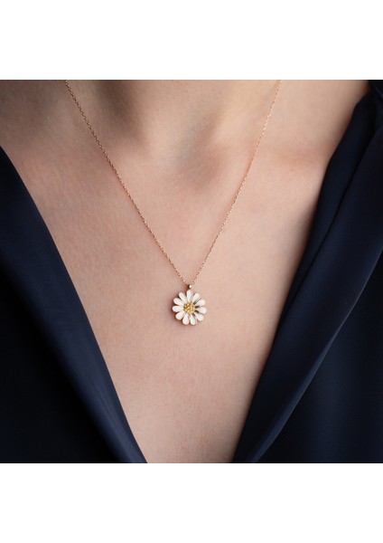 925 Ayar Gümüş Beyaz Papatya Kolye fırsatları