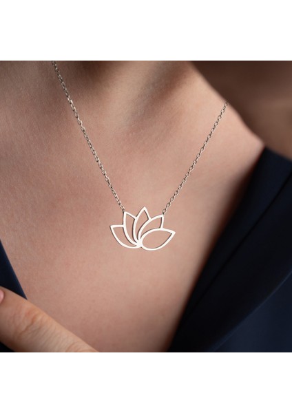 925 Ayar Gümüş Modern Lotus Çiçeği Kolye fiyatları